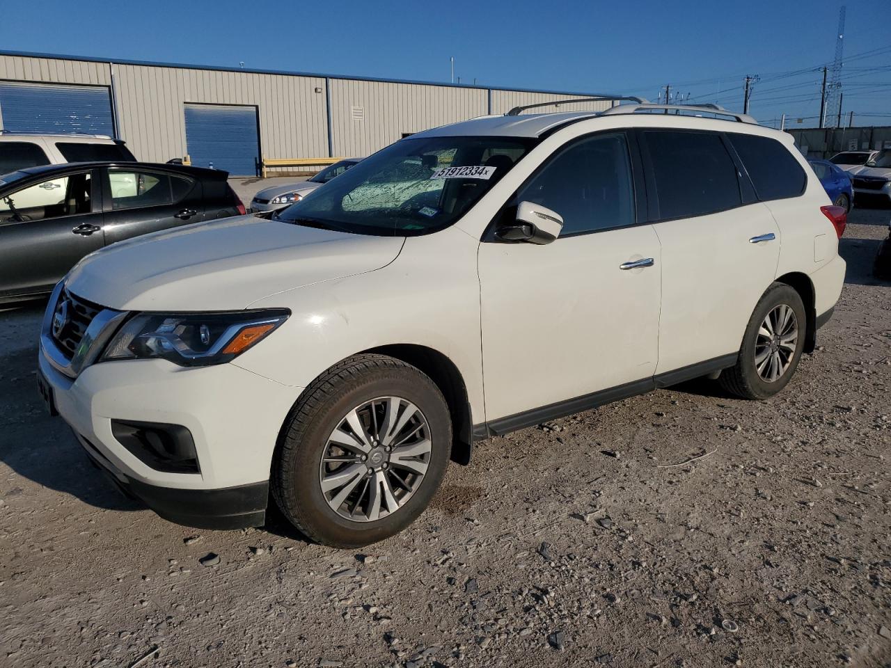 NISSAN PATHFINDER 2019