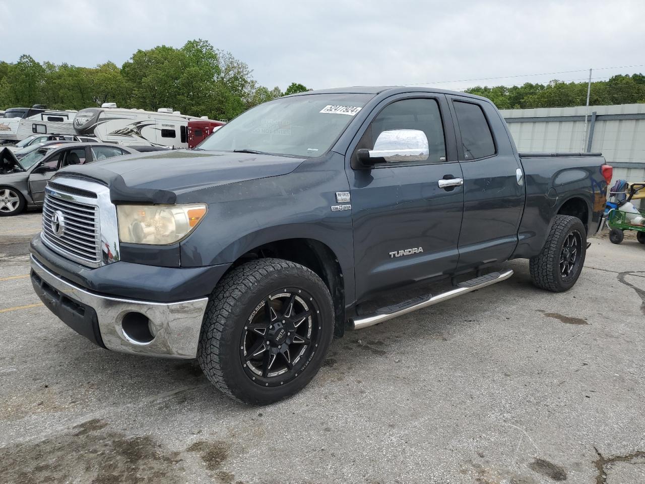 TOYOTA TUNDRA 2010