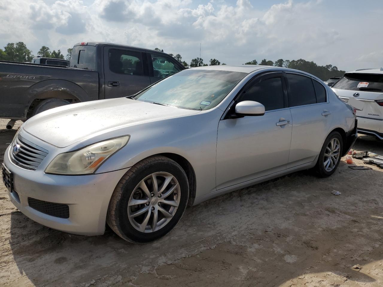 INFINITI G35 2008