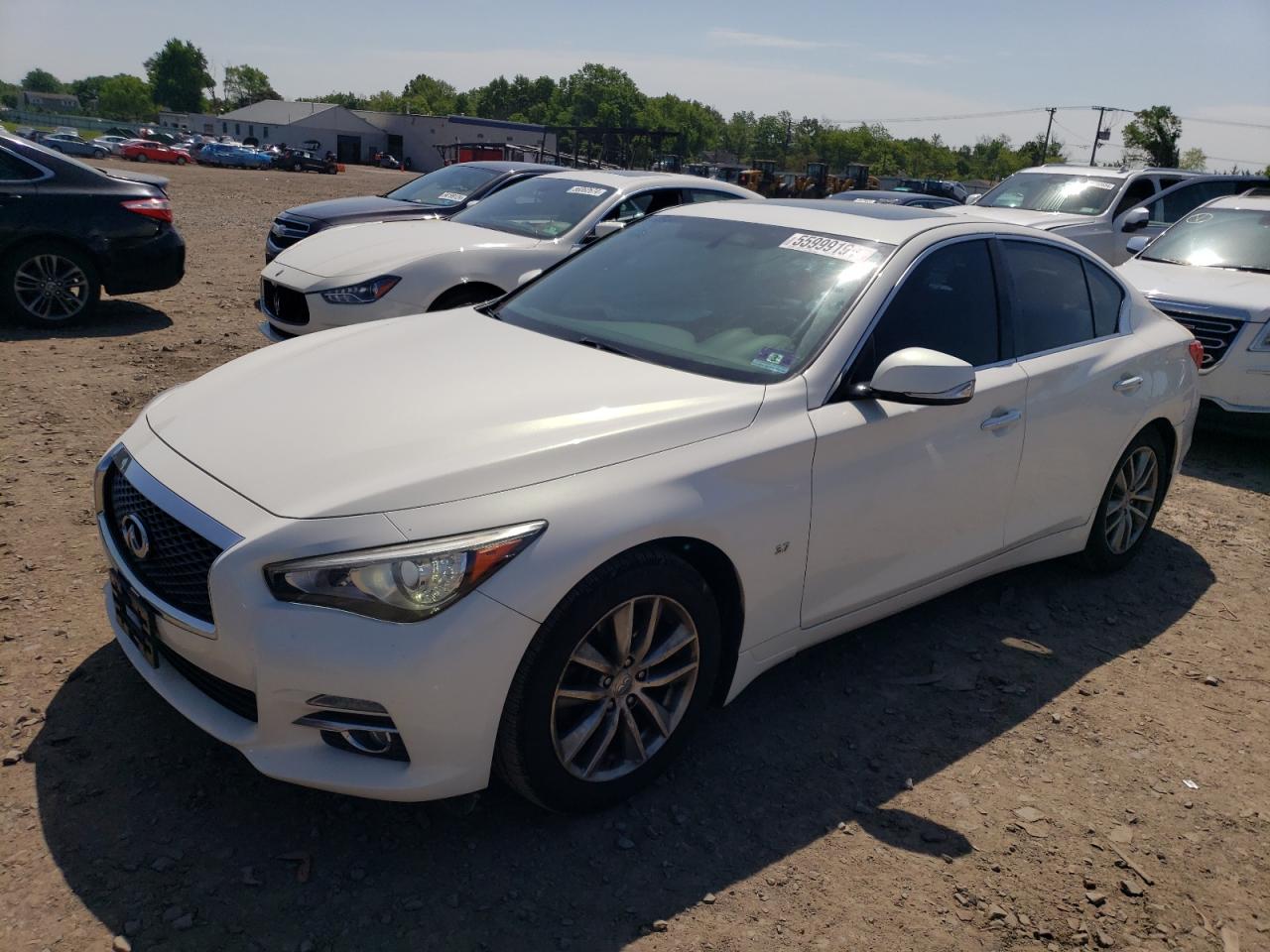 INFINITI Q50 BASE 2015