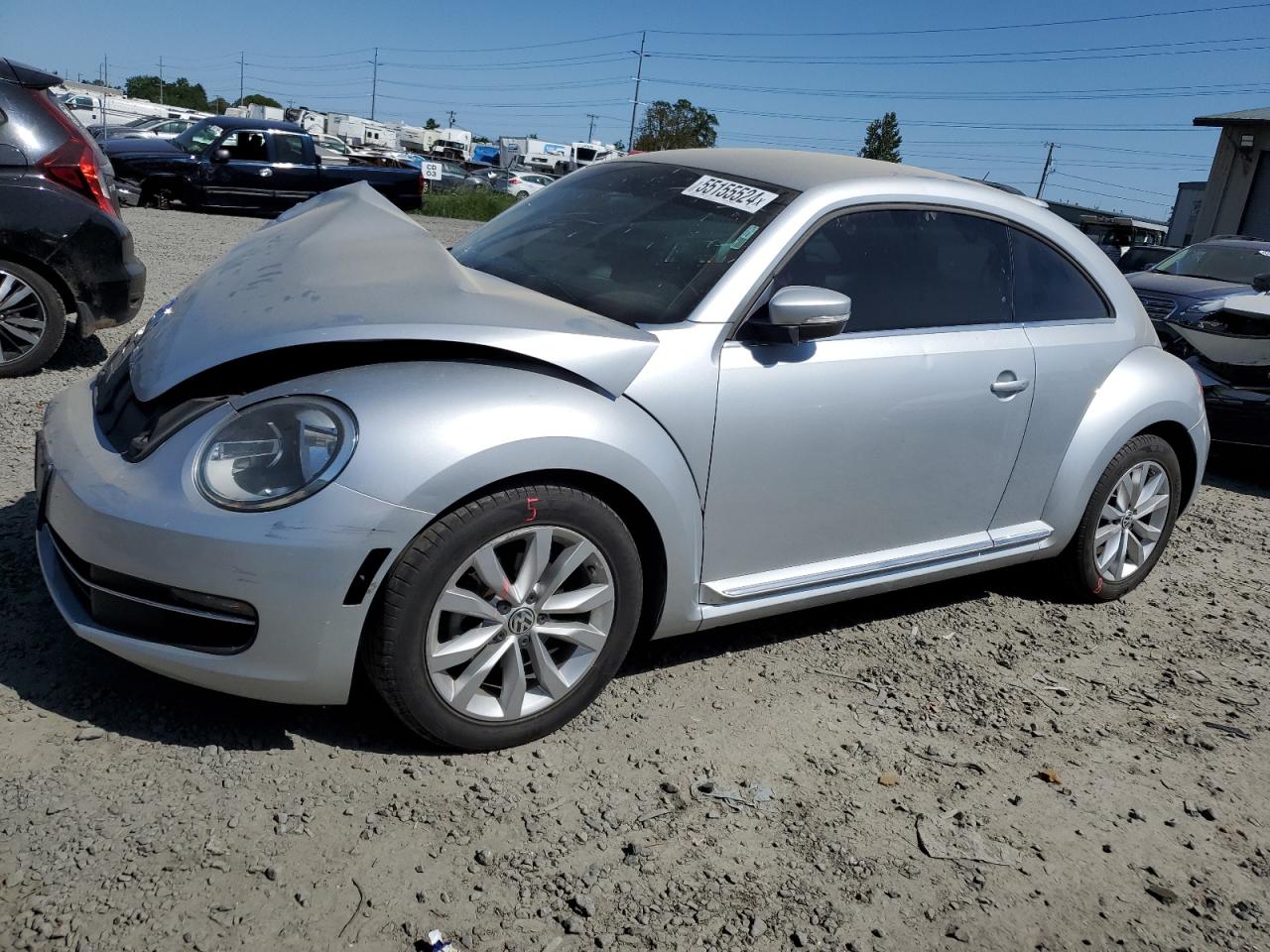 VOLKSWAGEN BEETLE 2013