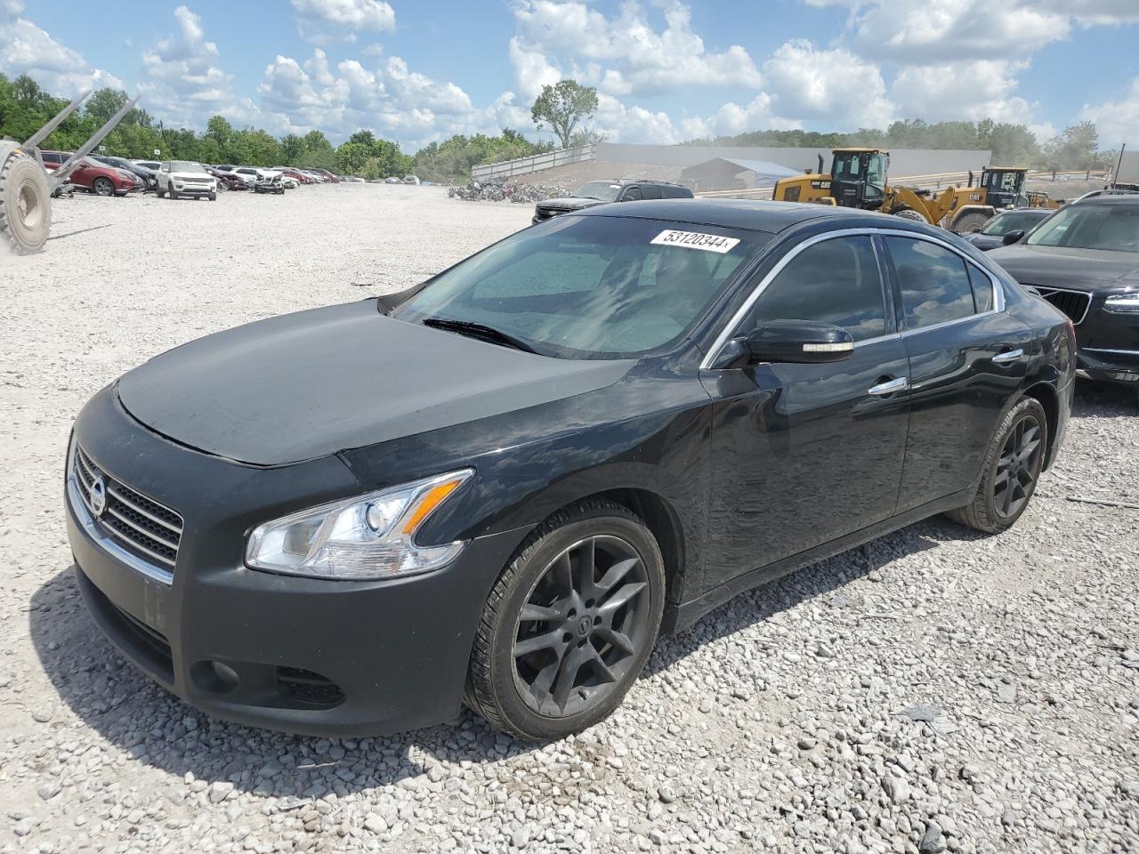 Nissan Maxima 2011