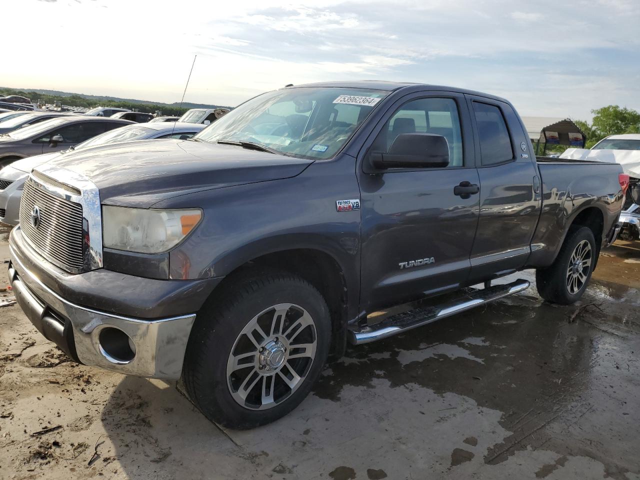 TOYOTA TUNDRA 2013