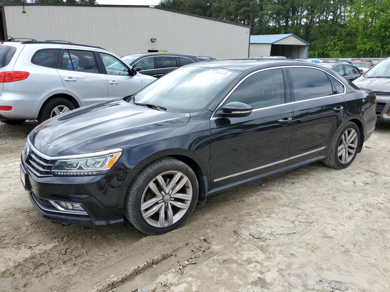 VOLKSWAGEN PASSAT 2017