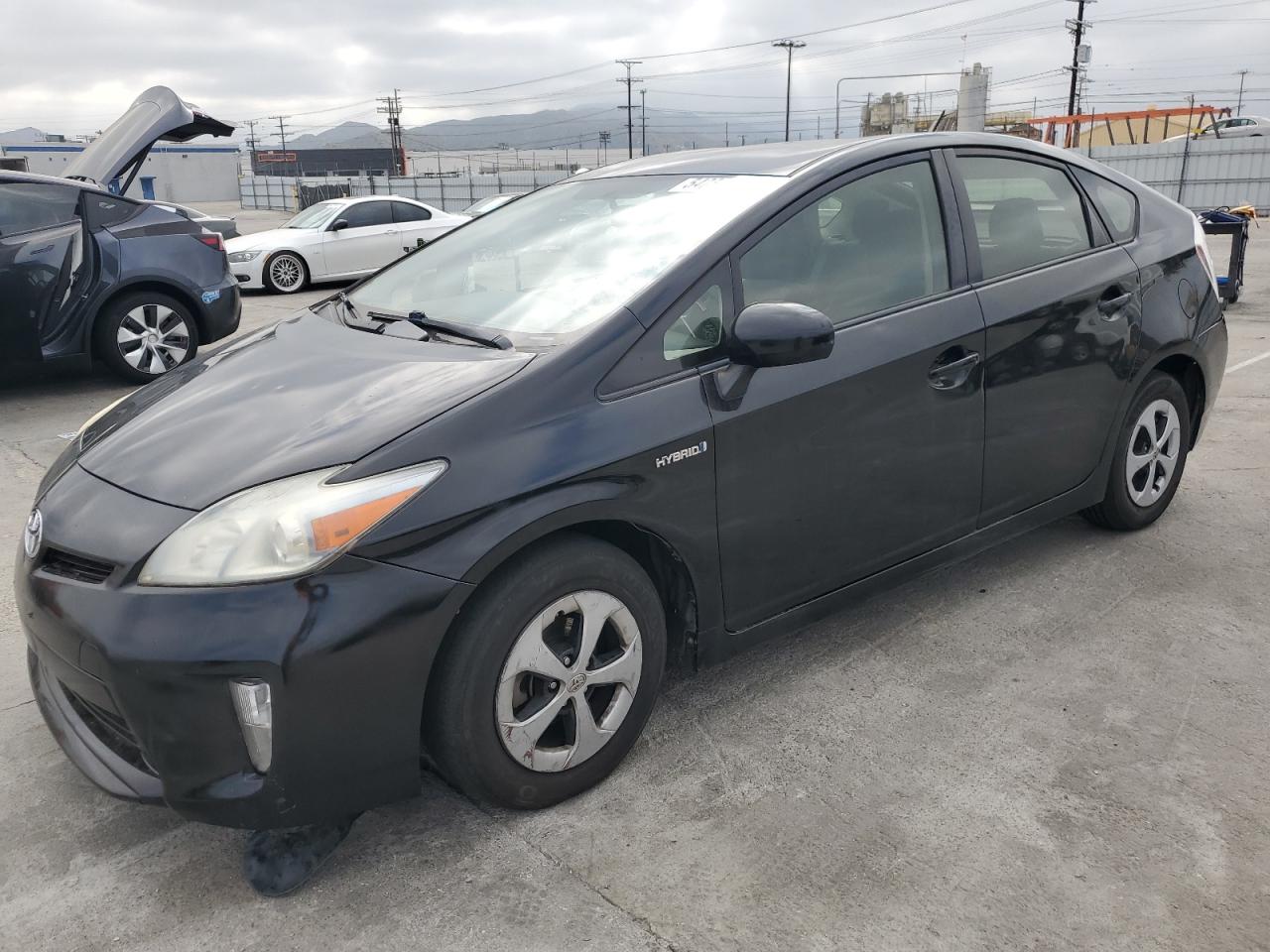 TOYOTA PRIUS 2014