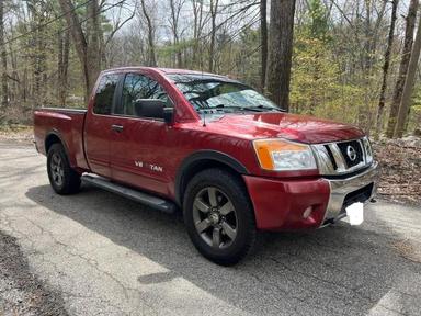 Nissan Titan 2015