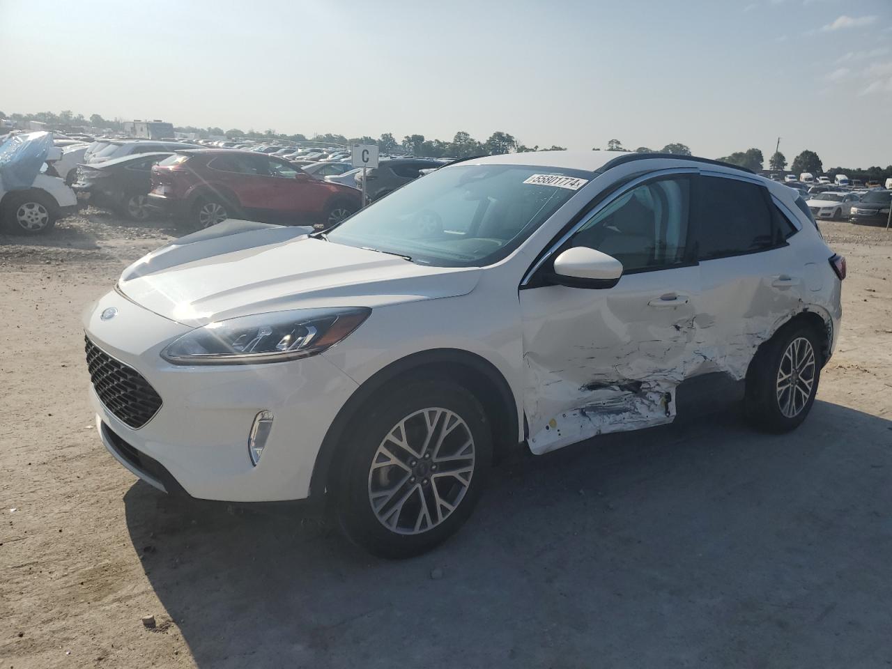 FORD ESCAPE 2021