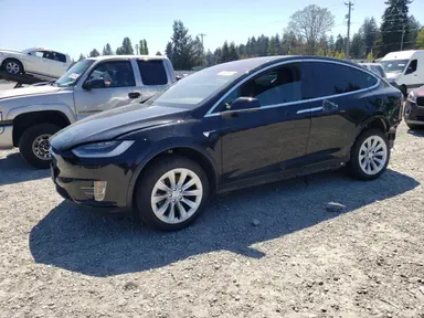 Tesla Model X 2020