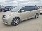 TOYOTA SIENNA 2017