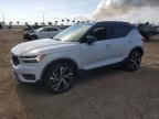 VOLVO XC40 2022