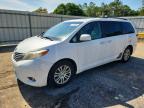 TOYOTA SIENNA 2011