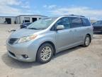 TOYOTA SIENNA 2011