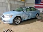 VOLKSWAGEN PASSAT 2012