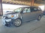 TOYOTA SIENNA 2011