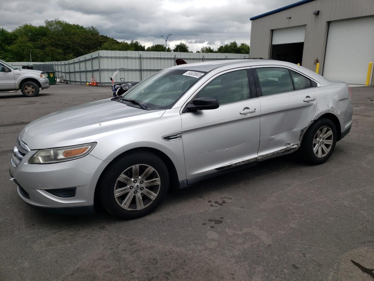 Ford Taurus 2011