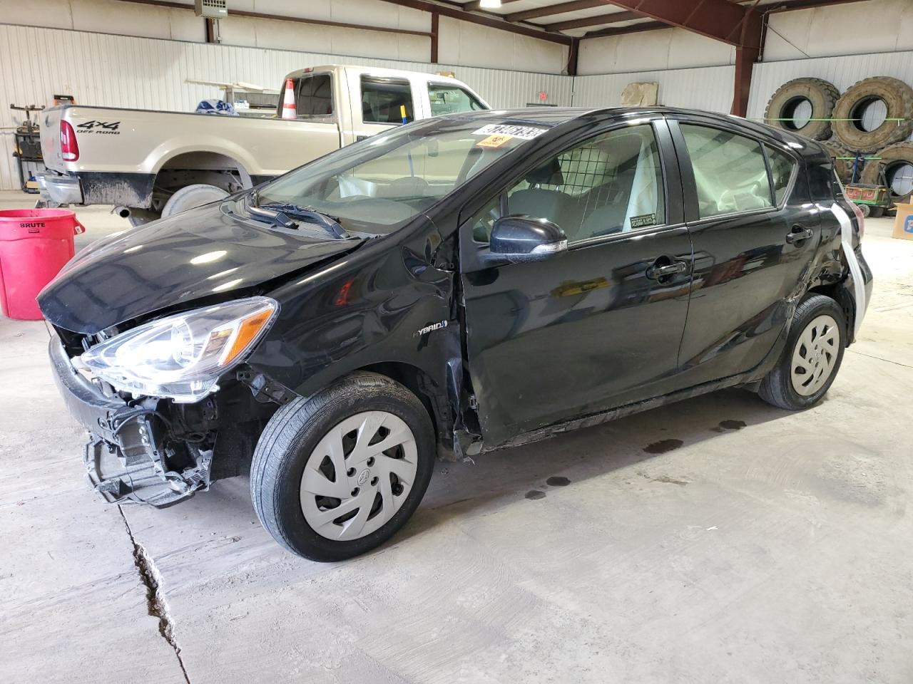 Toyota Prius c 2016