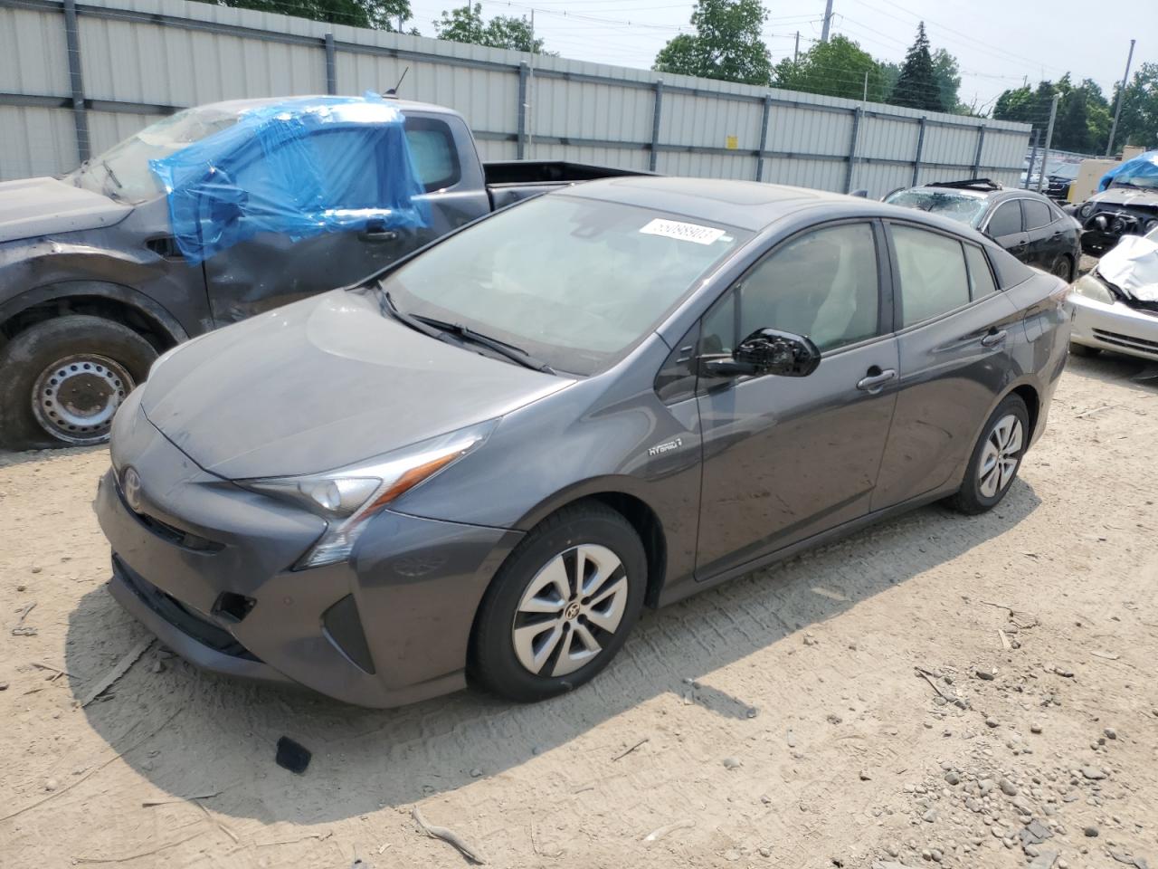 TOYOTA PRIUS 2017