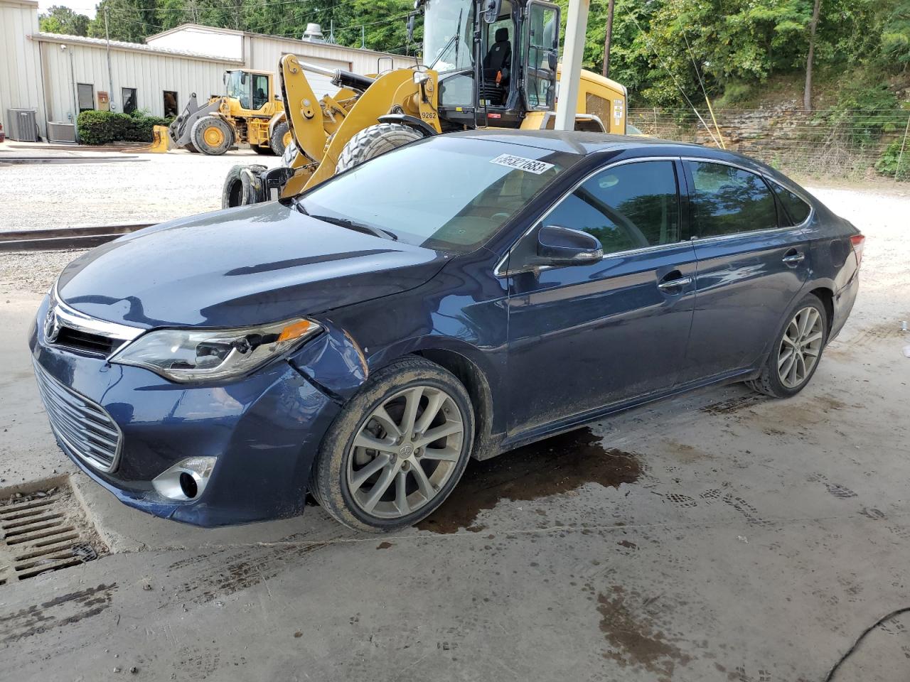 Toyota Avalon 2015