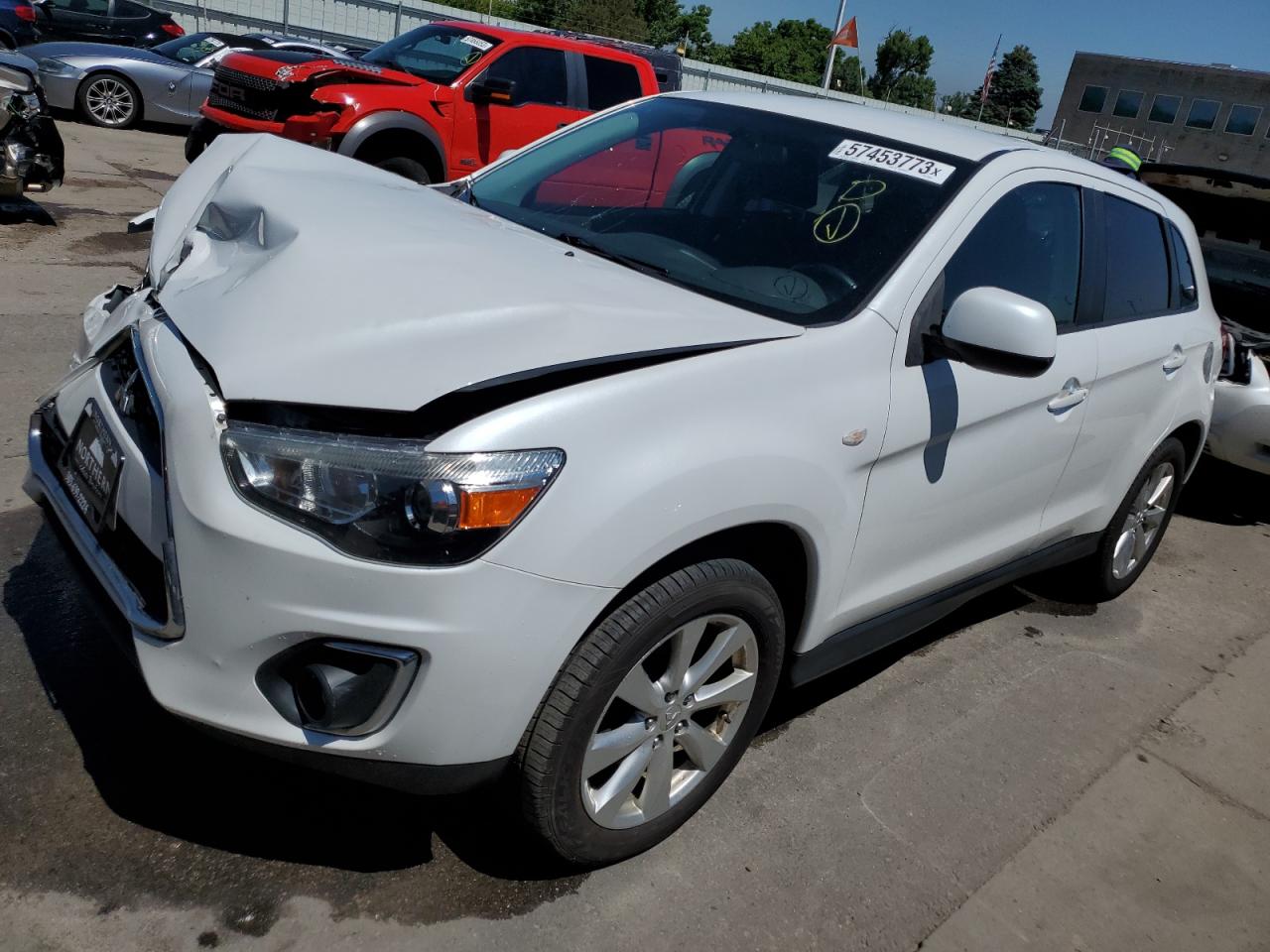 Mitsubishi Outlander 2015