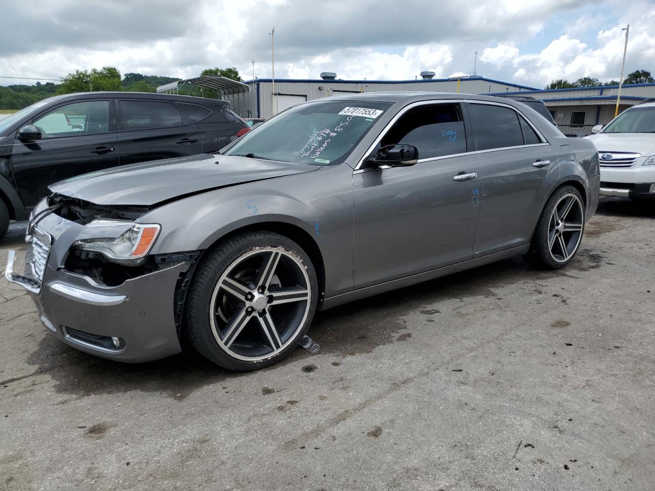 Chrysler 300 2011