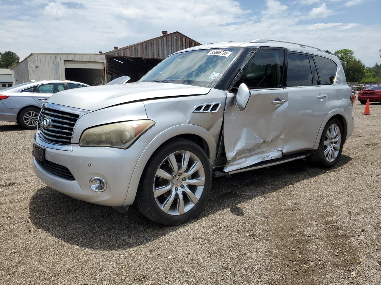 Infiniti Qx56 2011