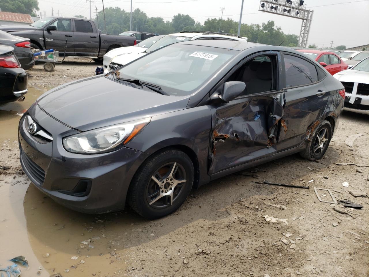 Hyundai Accent 2012