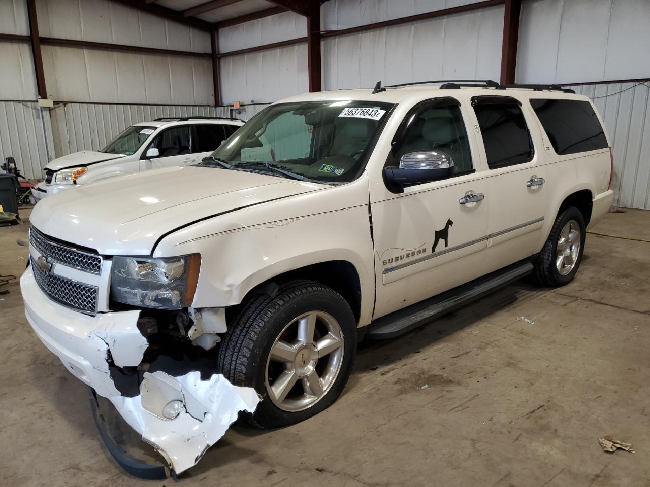 Chevrolet Suburban 2011