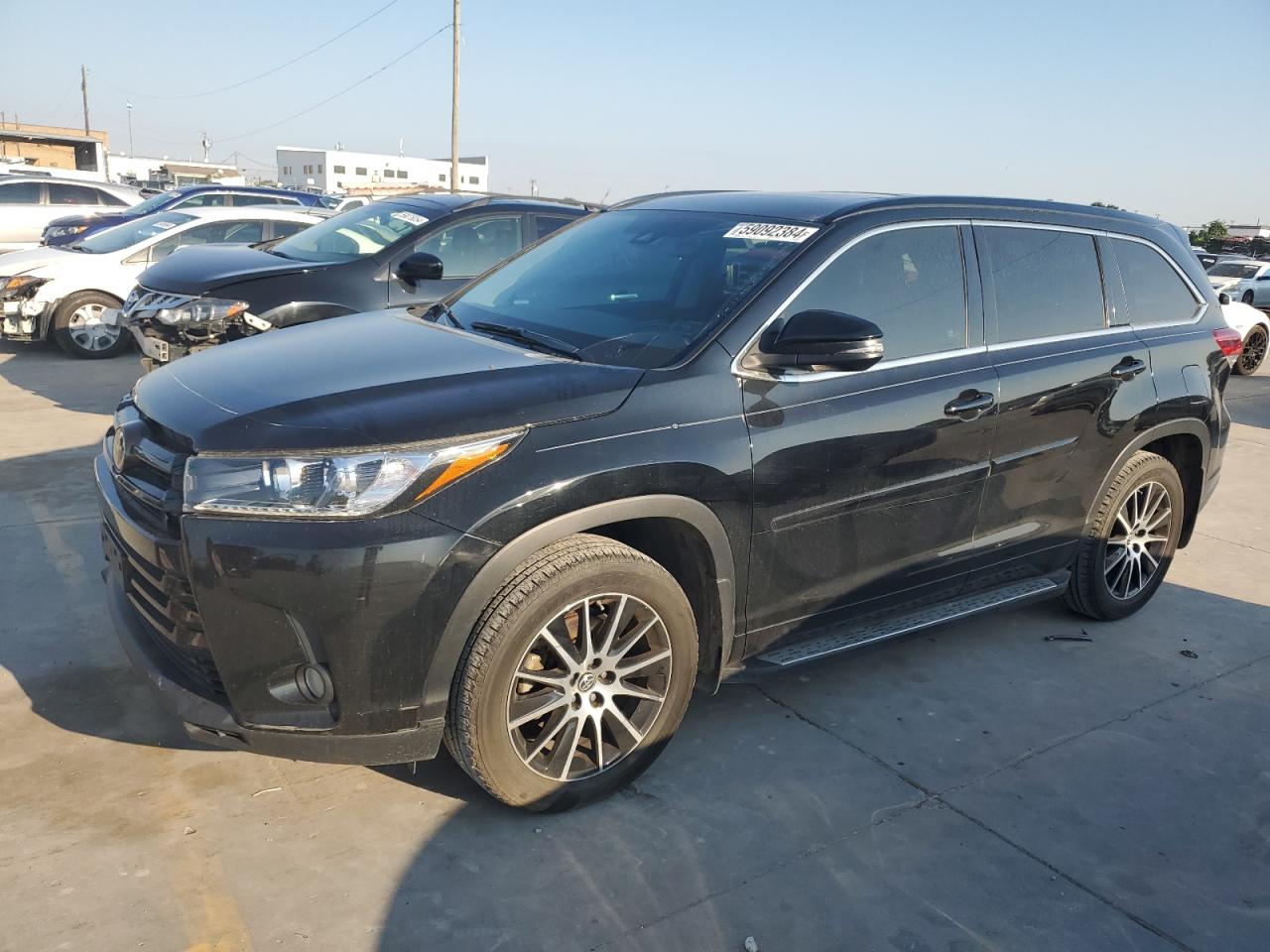TOYOTA HIGHLANDER 2017