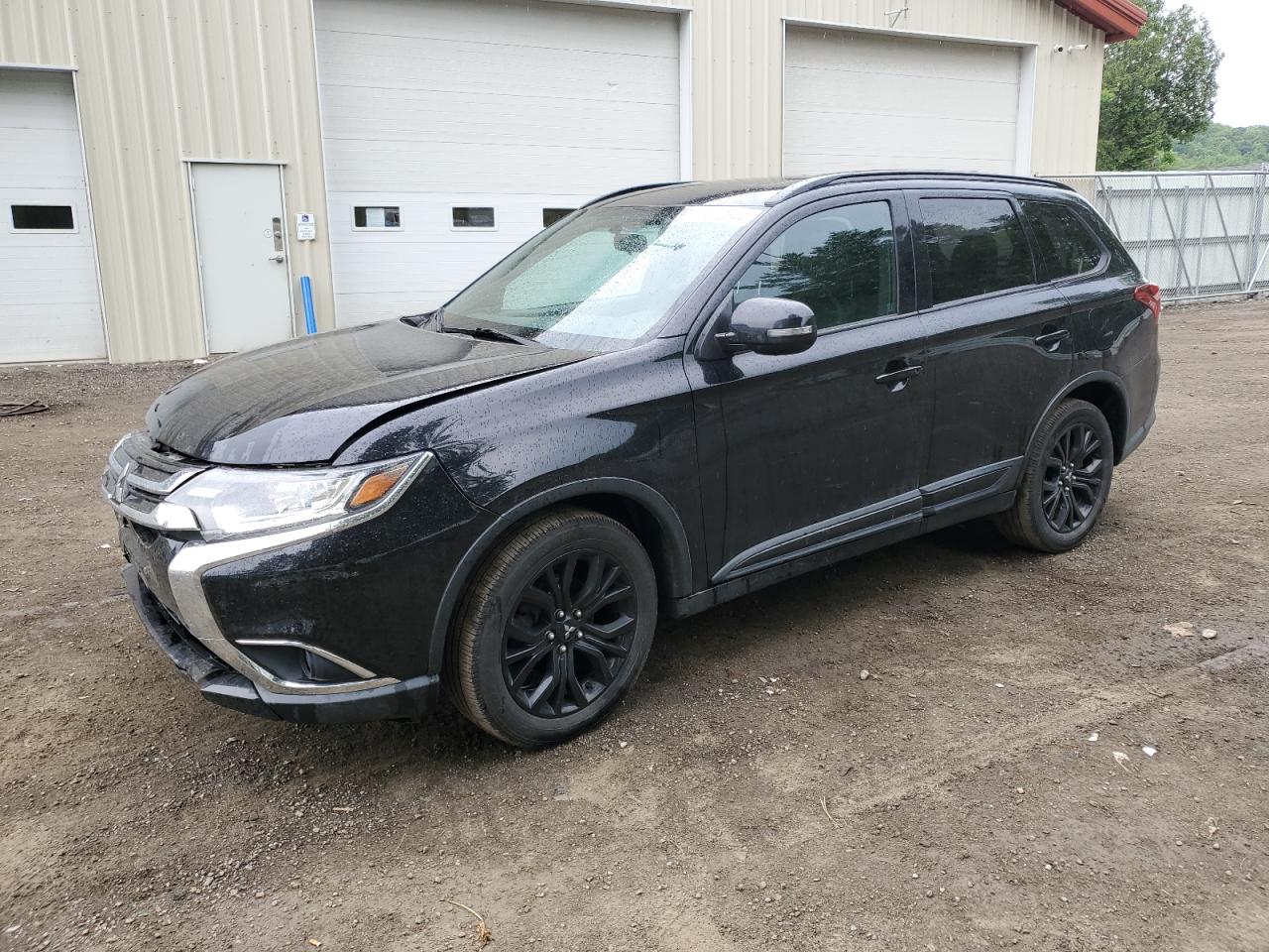 MITSUBISHI OUTLANDER 2018