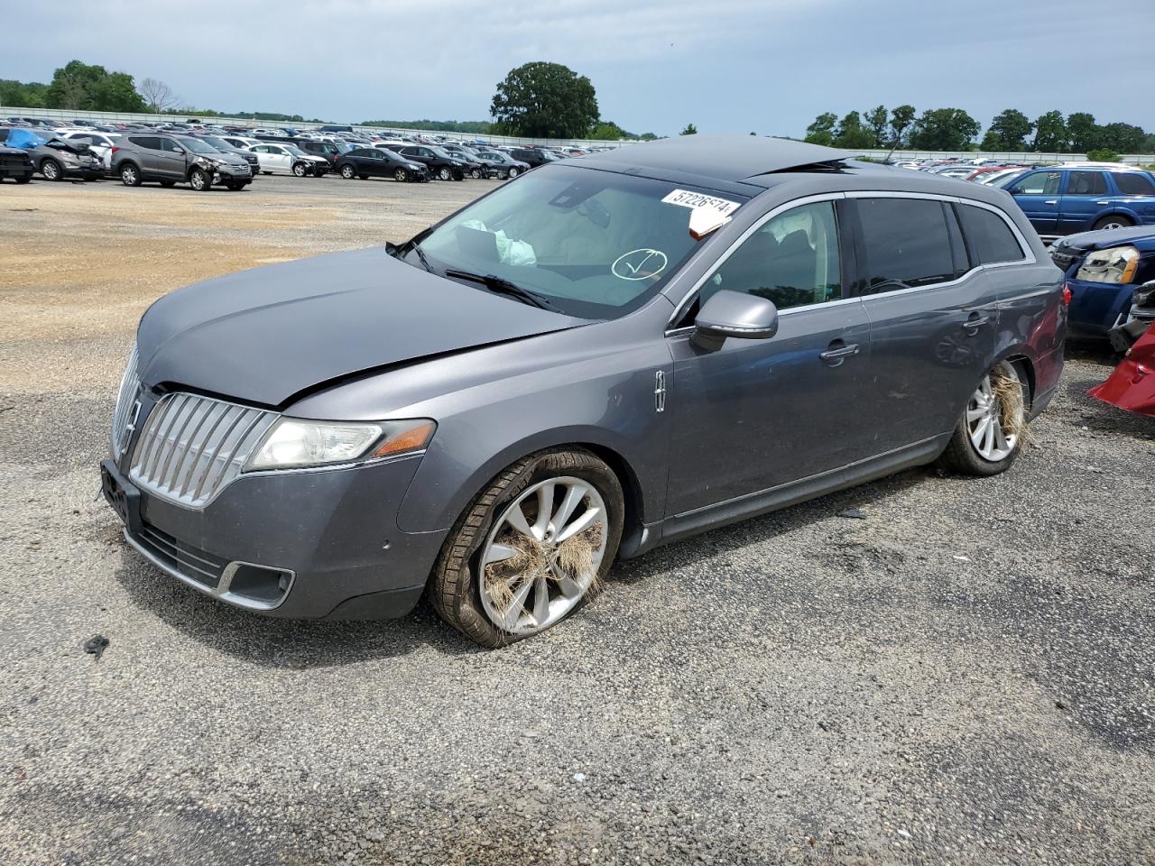 LINCOLN MKT 2010
