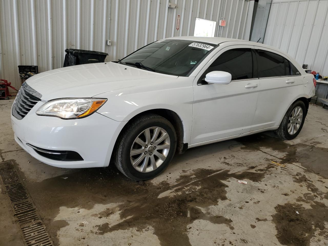 CHRYSLER 200 2013