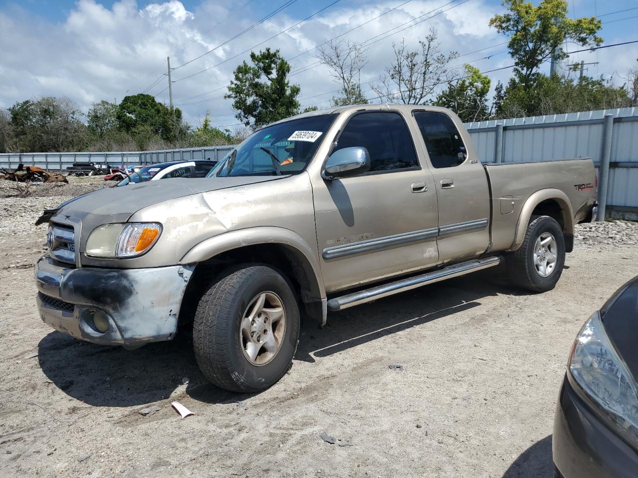 TOYOTA TUNDRA 2004