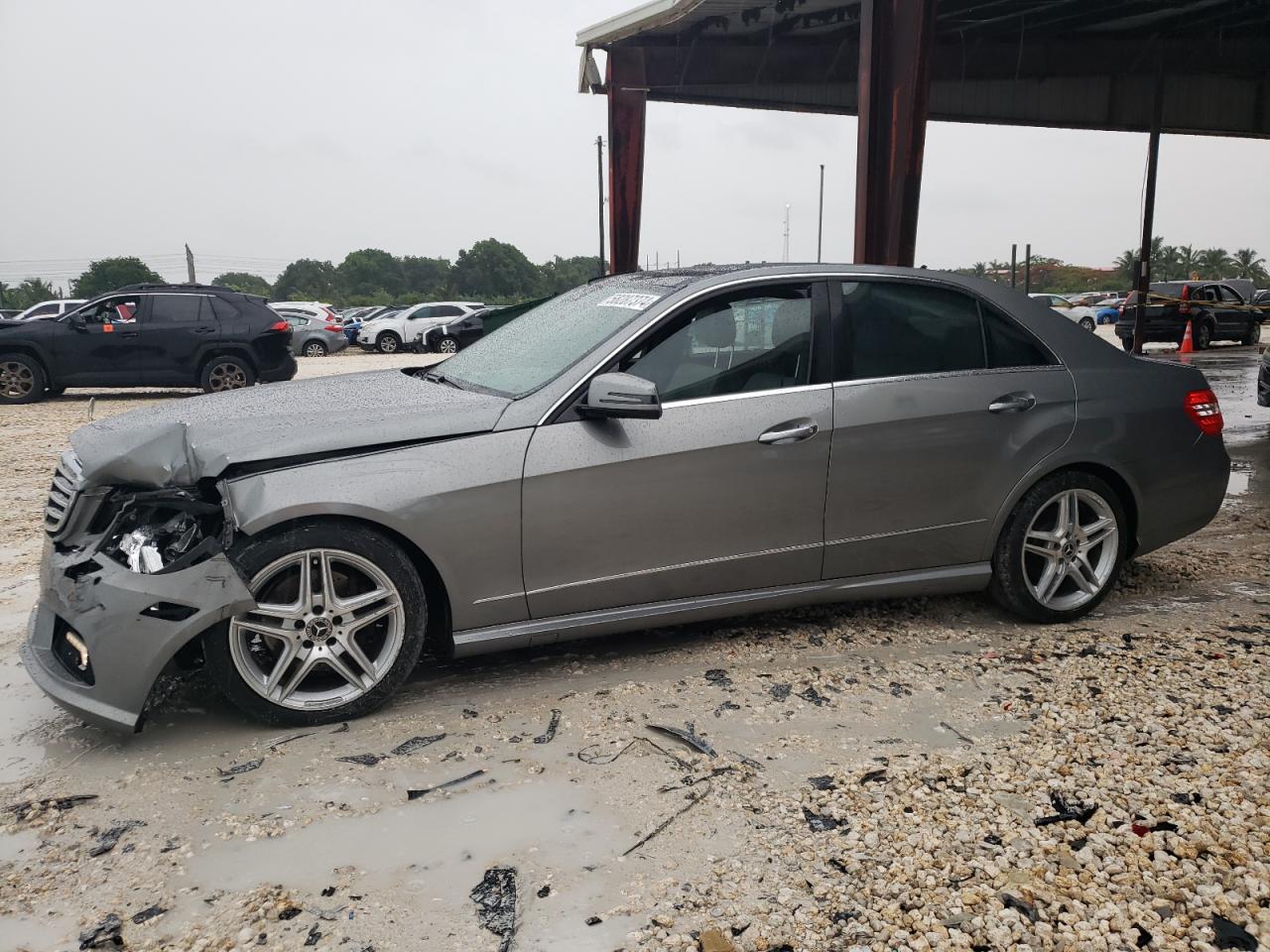 MERCEDES-BENZ E-CLASS 2011
