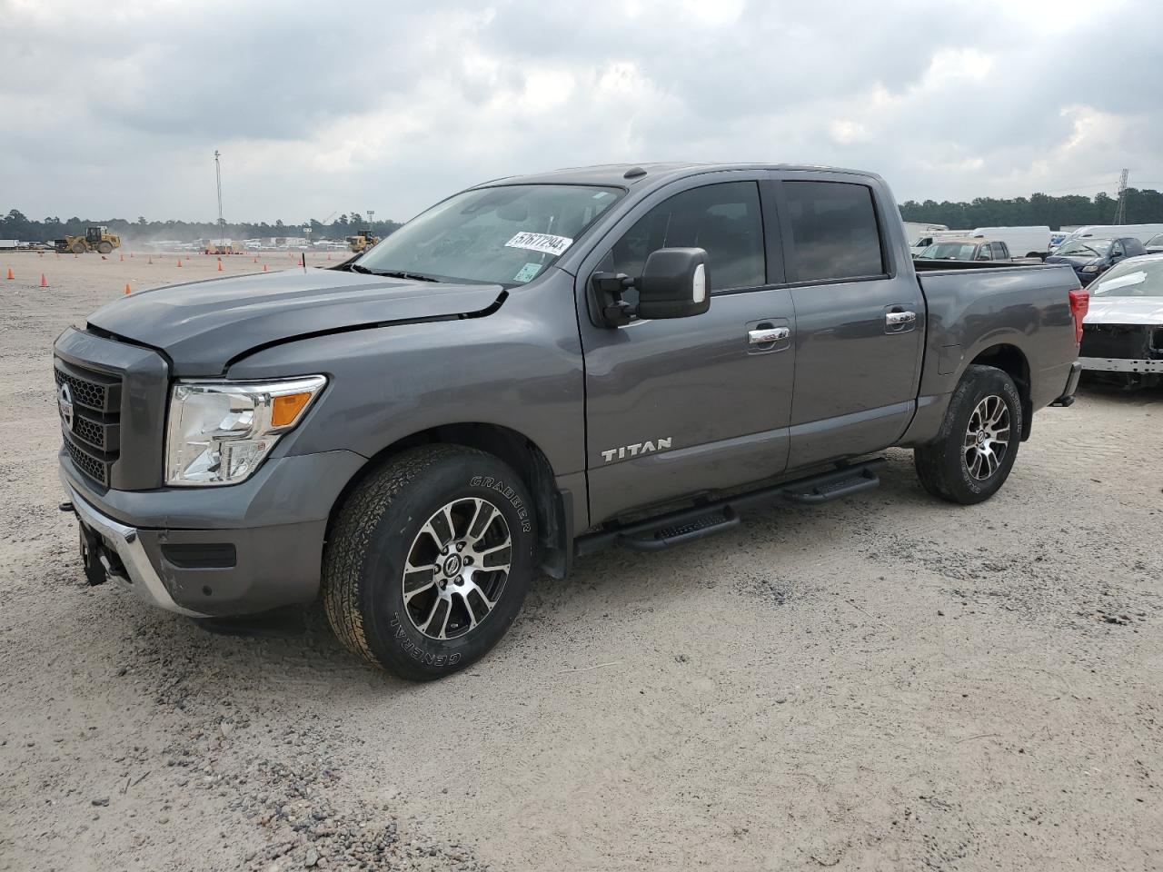 NISSAN TITAN SV 2021
