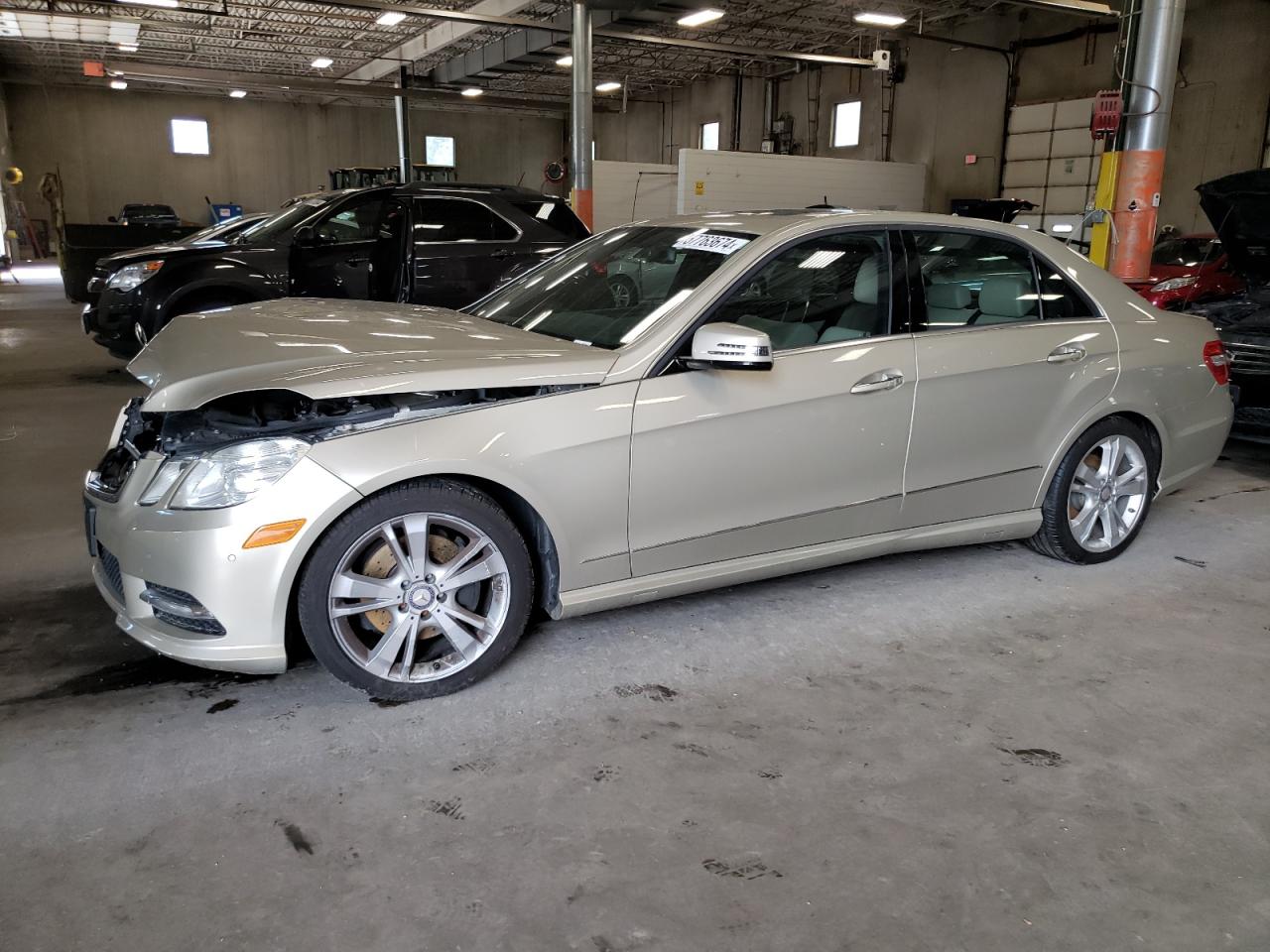 MERCEDES-BENZ E-CLASS 2013