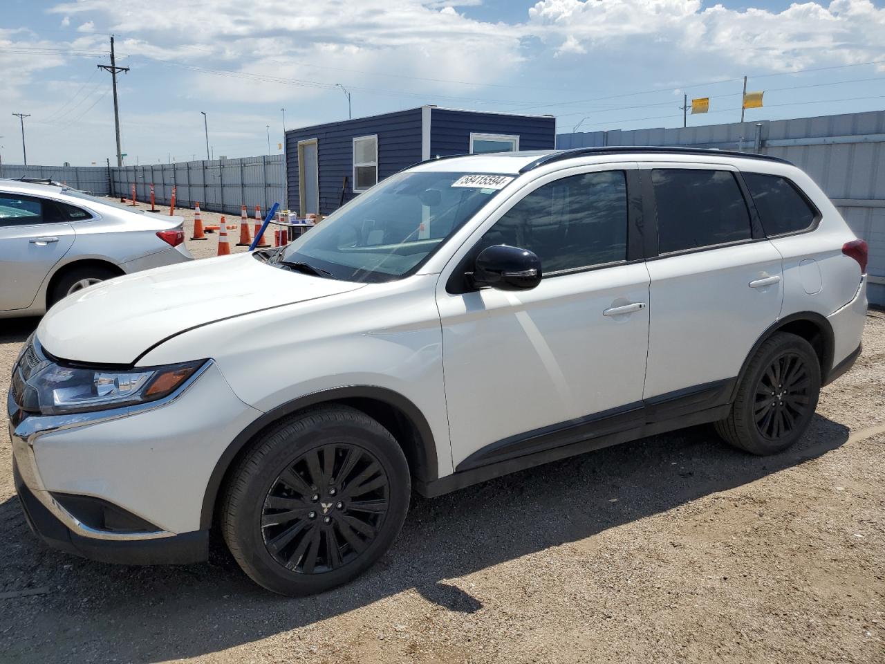 MITSUBISHI OUTLANDER 2020
