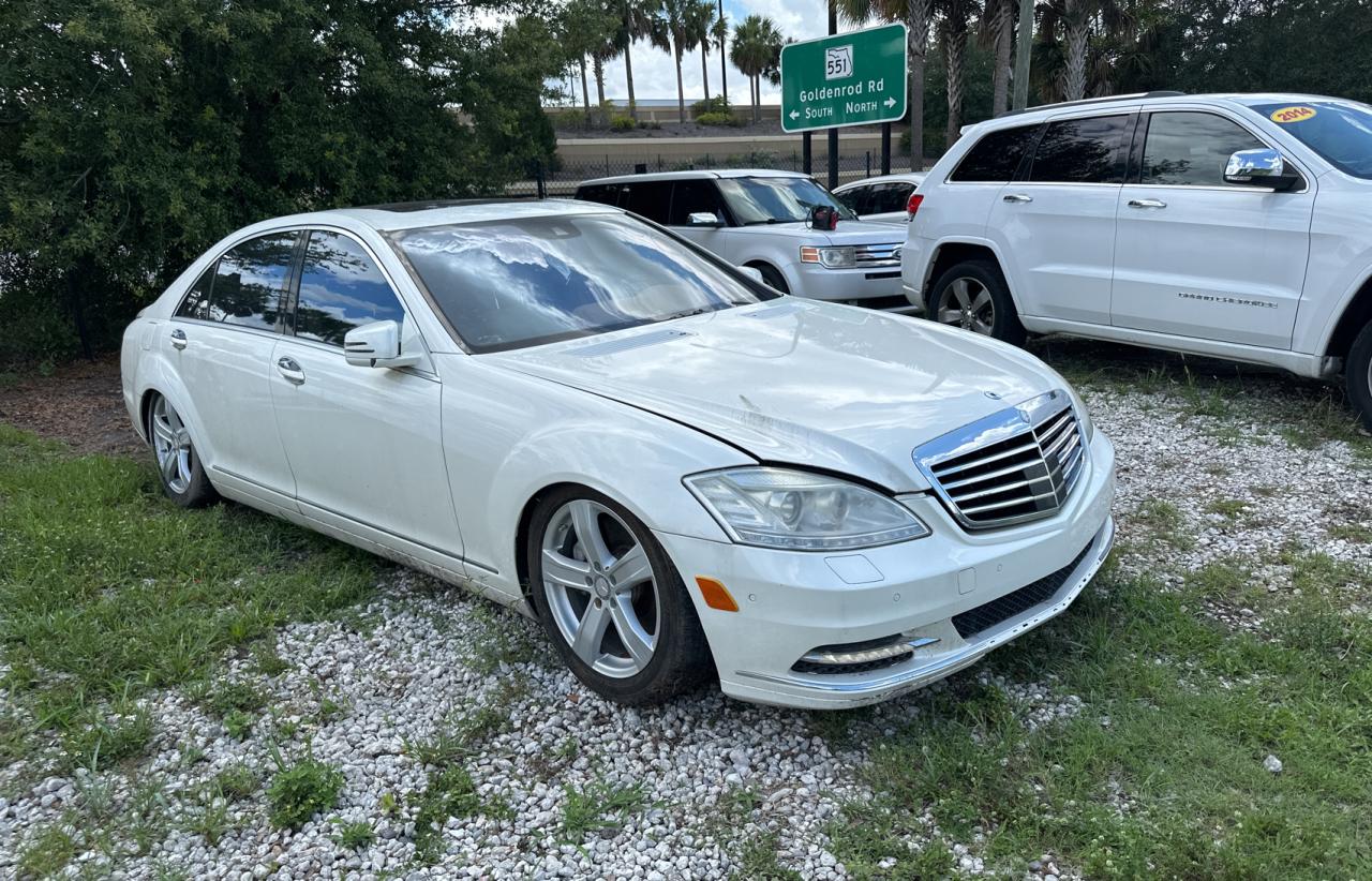 MERCEDES-BENZ S-CLASS 2013