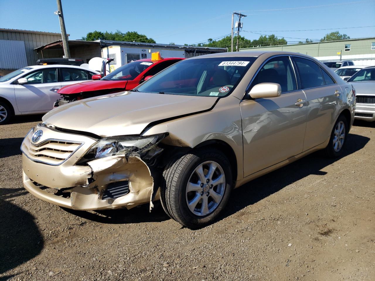 TOYOTA CAMRY 2011