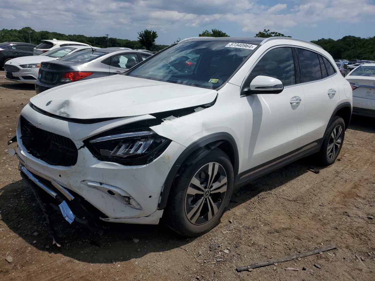 MERCEDES-BENZ GLA-CLASS 2024