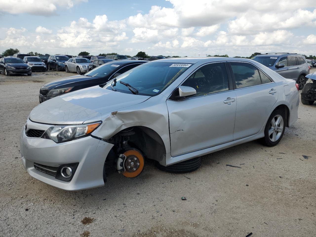 TOYOTA CAMRY BASE 2012