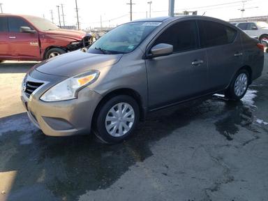 Nissan Versa 2016