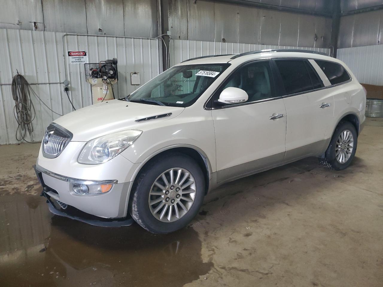 BUICK ENCLAVE 2011