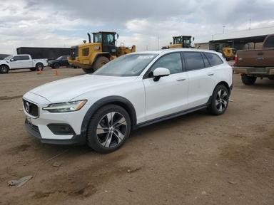 Volvo V60 2020