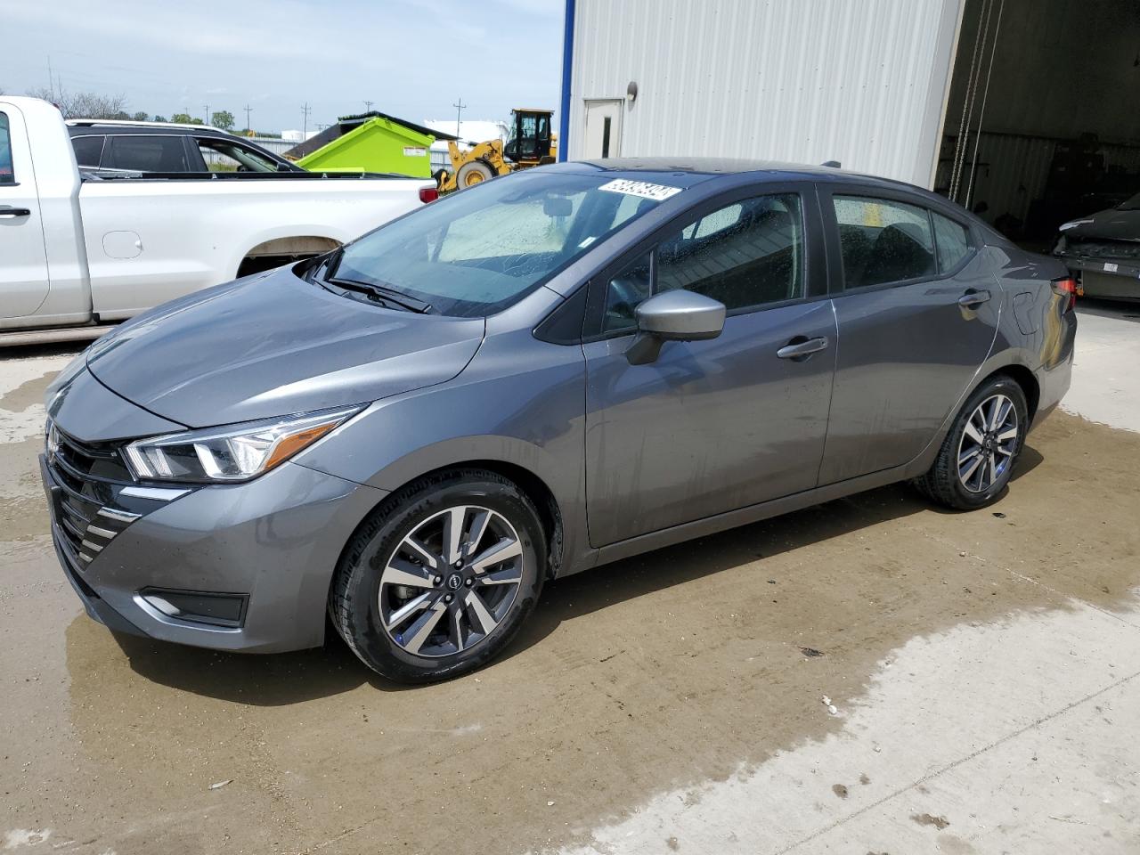 NISSAN VERSA 2023