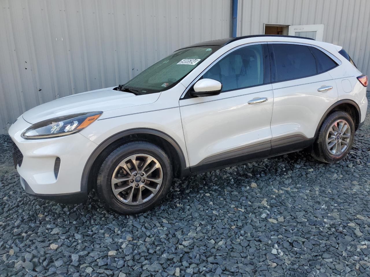 FORD ESCAPE SE 2020