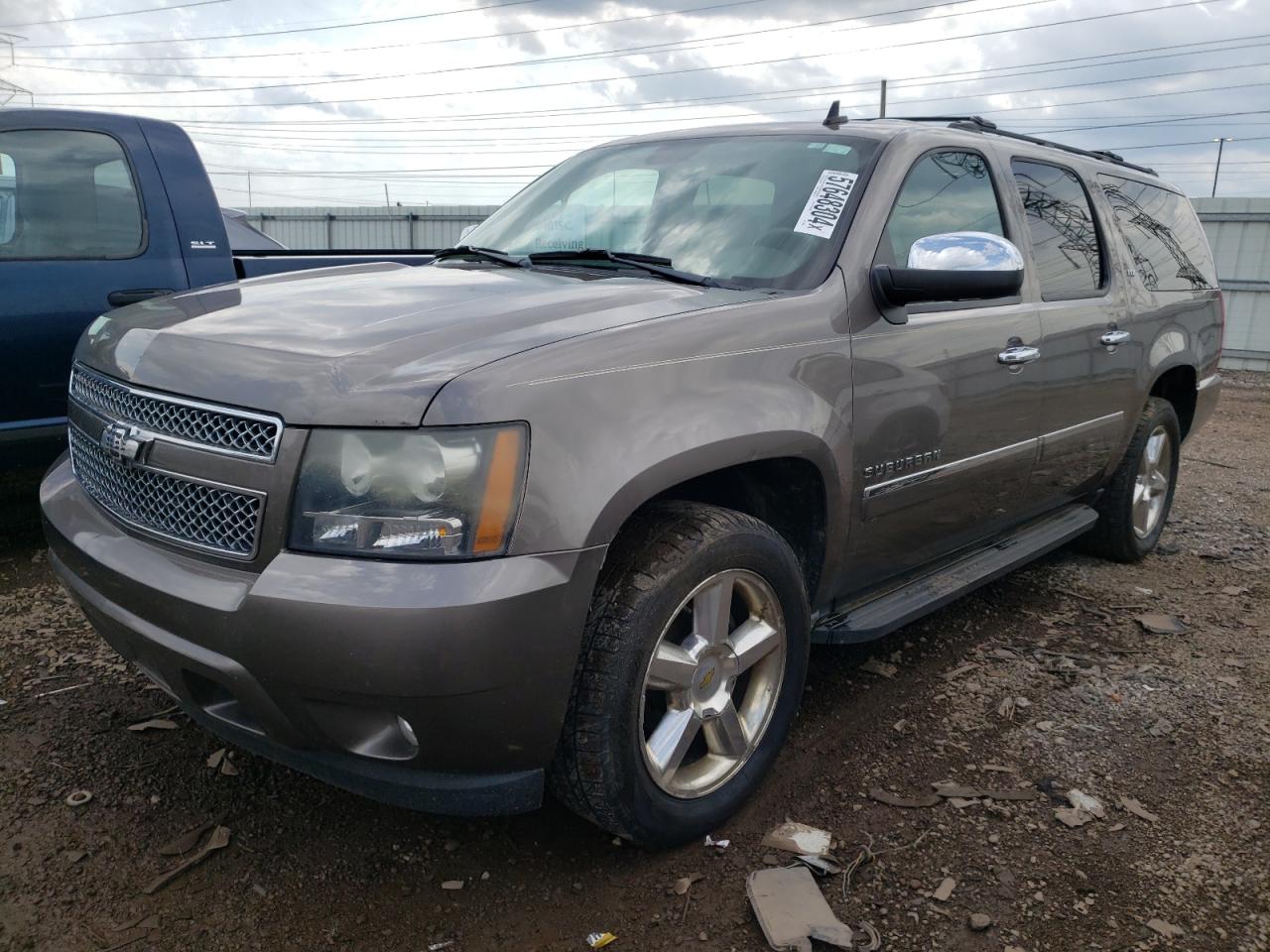 CHEVROLET SUBURBAN 2011