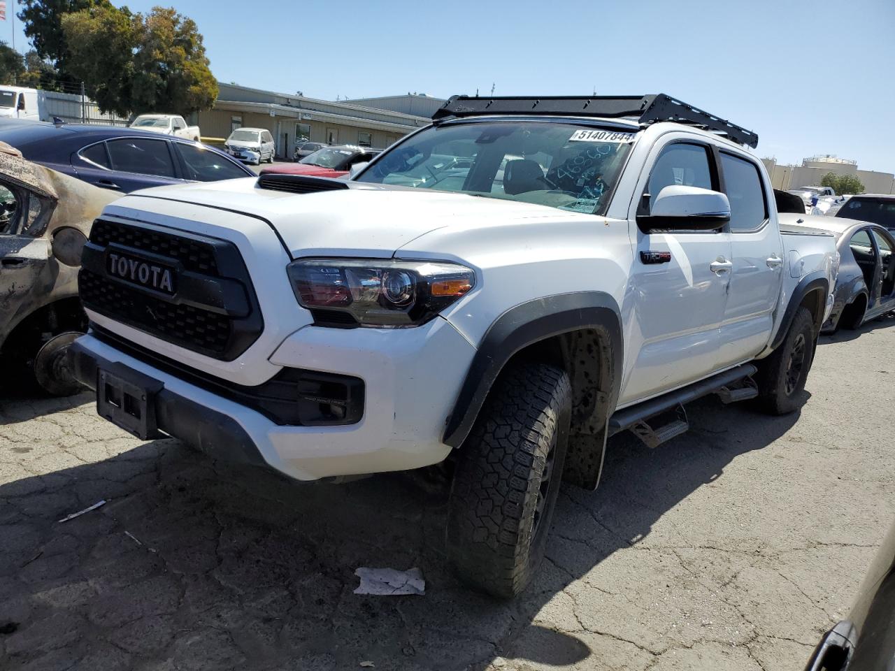 TOYOTA TACOMA 2019