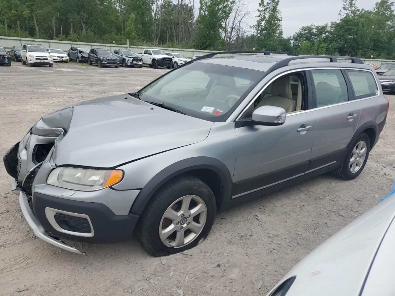 VOLVO XC70 2010