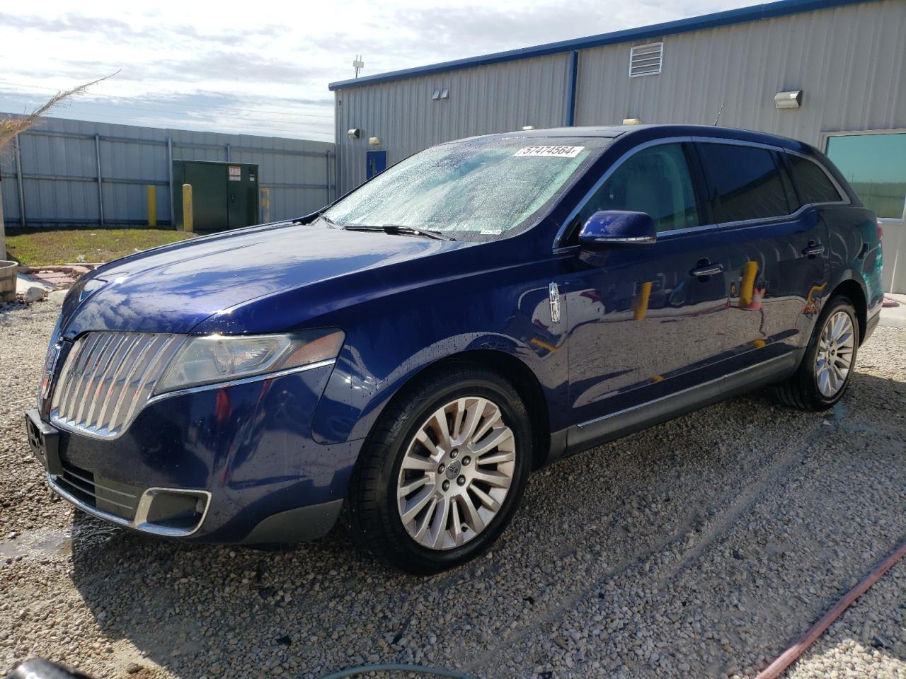 LINCOLN MKT 2011
