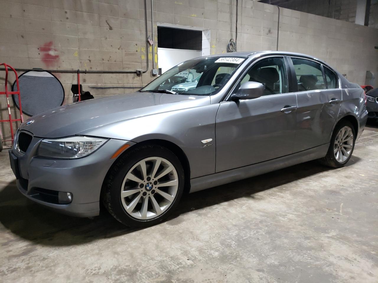 BMW 3 SERIES 2011